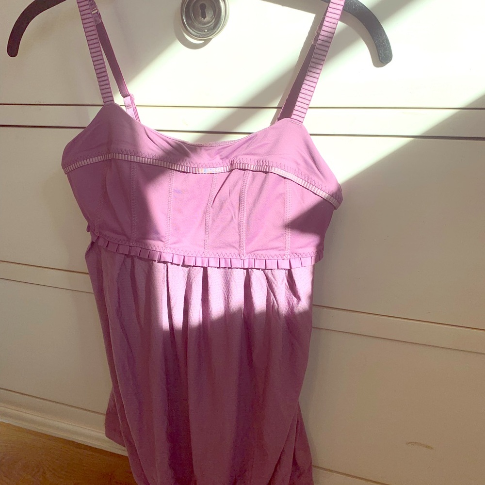 Lululemon Size 6 Yoga Tank